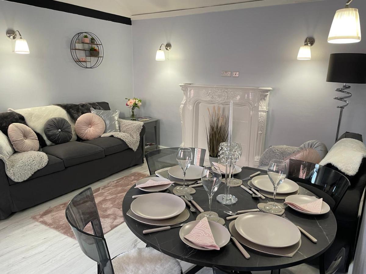 Courtyard Holiday Apartments Belper Exterior foto